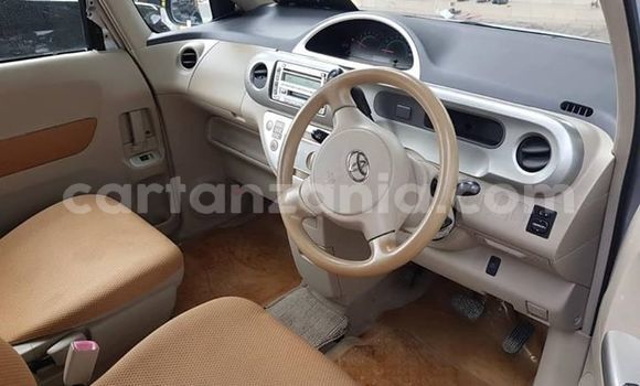 Buy Used Toyota Porte Silver Car in Dar es Salaam in Dar es Salaam Buy Used Toyota Porte Silver Car in Dar es Salaam in Dar es Salaam