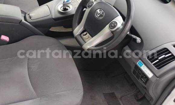 Buy Used Toyota Prius White Car in Dar es Salaam in Dar es Salaam Buy Used Toyota Prius White Car in Dar es Salaam in Dar es Salaam