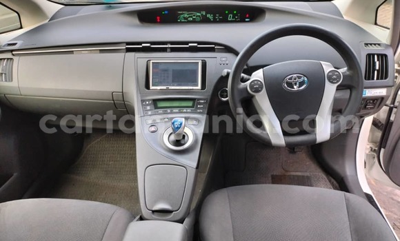 Buy Used Toyota Prius White Car in Dar es Salaam in Dar es Salaam Buy Used Toyota Prius White Car in Dar es Salaam in Dar es Salaam