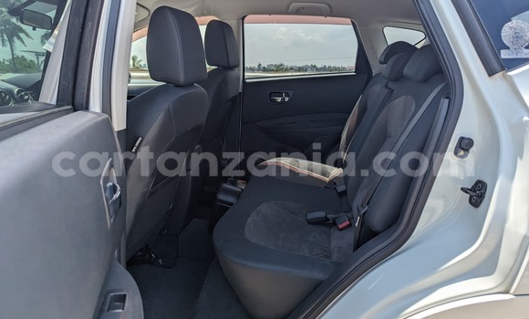 Buy Used Toyota Belta Silver Car in Dar es Salaam in Dar es Salaam Buy Used Toyota Belta Silver Car in Dar es Salaam in Dar es Salaam