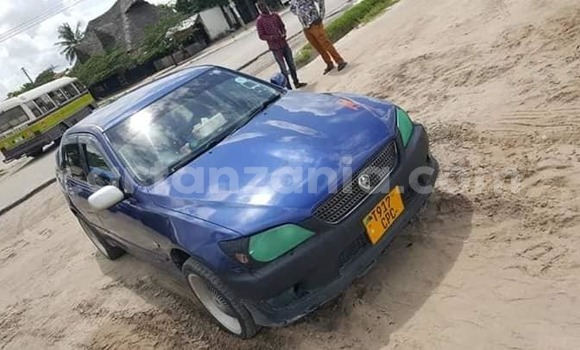 Buy Used Toyota Altezza Blue Car in Dar es Salaam in Dar es Salaam Buy Used Toyota Altezza Blue Car in Dar es Salaam in Dar es Salaam