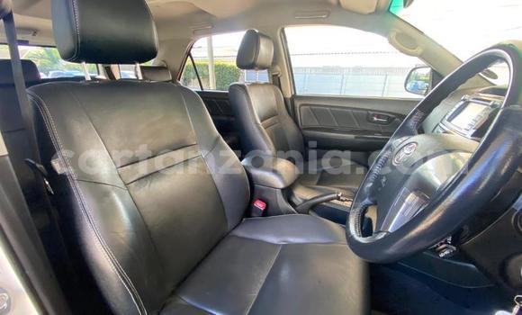 Buy Used Toyota Fortuner White Car in Dodoma in Dodoma Buy Used Toyota Fortuner White Car in Dodoma in Dodoma