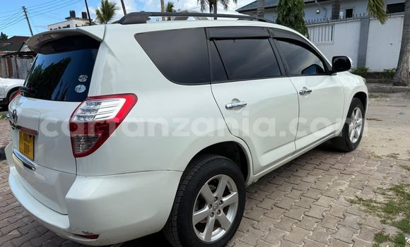 Buy Used Toyota Vanguard White Car in Dar es Salaam in Dar es Salaam Buy Used Toyota Vanguard White Car in Dar es Salaam in Dar es Salaam