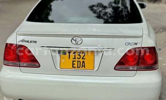 Buy Used Toyota Crown White Car in Dar es Salaam in Dar es Salaam