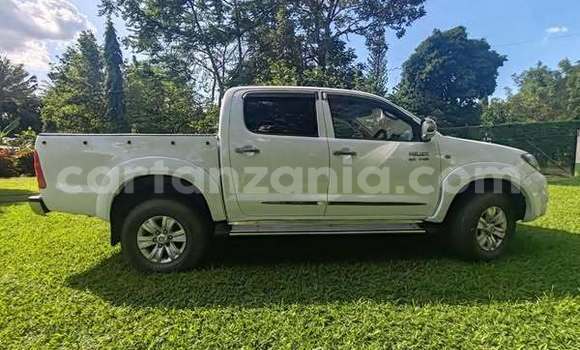 Buy Used Toyota Hilux Other Car in Dar es Salaam in Dar es Salaam Buy Used Toyota Hilux Other Car in Dar es Salaam in Dar es Salaam
