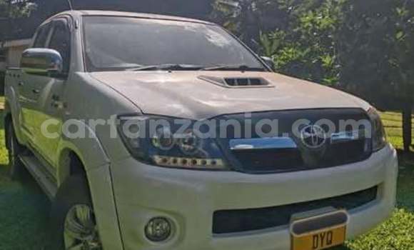 Buy Used Toyota Hilux Other Car in Dar es Salaam in Dar es Salaam Buy Used Toyota Hilux Other Car in Dar es Salaam in Dar es Salaam