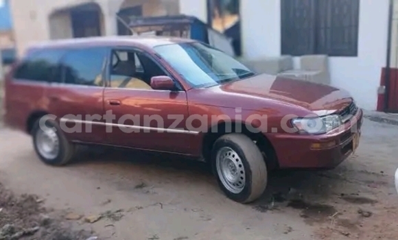 Nunua Ilio tumika Toyota Corolla Nyekundu Gari ndani ya Bagamoyo nchini Pwani