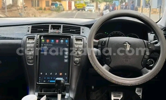 Nunua Ilio tumika Toyota Crown Nyeupe Gari ndani ya Bariadi nchini Simiyu Nunua Ilio tumika Toyota Crown Nyeupe Gari ndani ya Bariadi nchini Simiyu