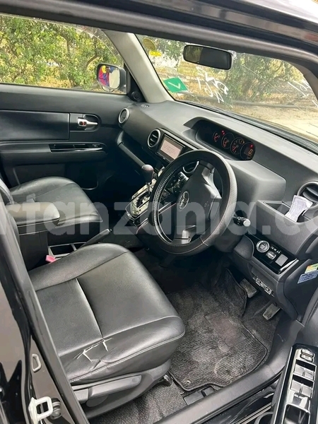 Big with watermark toyota regius dodoma bahi 30174