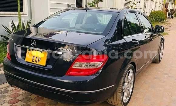 Buy Used Mercedes‒Benz 250 Black Car in Bariadi in Simiyu Buy Used Mercedes‒Benz 250 Black Car in Bariadi in Simiyu