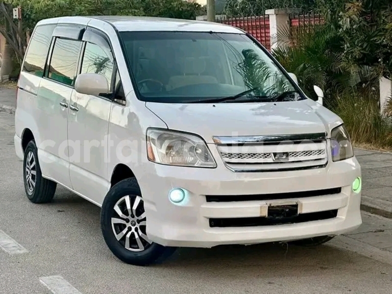 Big with watermark toyota noah kagera biharamulo 30185