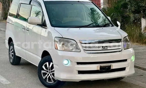 Buy Used Toyota Noah White Car in Biharamulo in Kagera Buy Used Toyota Noah White Car in Biharamulo in Kagera