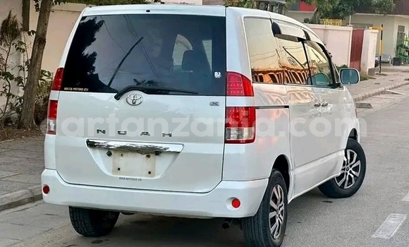 Buy Used Toyota Noah White Car in Biharamulo in Kagera Buy Used Toyota Noah White Car in Biharamulo in Kagera