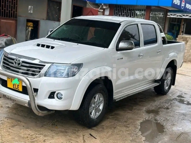 Big with watermark toyota hiluxe vigo mara butiama 30187