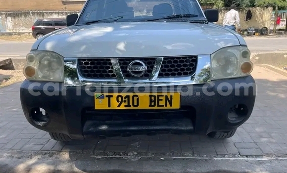 Buy Used Nissan Hardbody White Car in Buhigwe in Kigoma