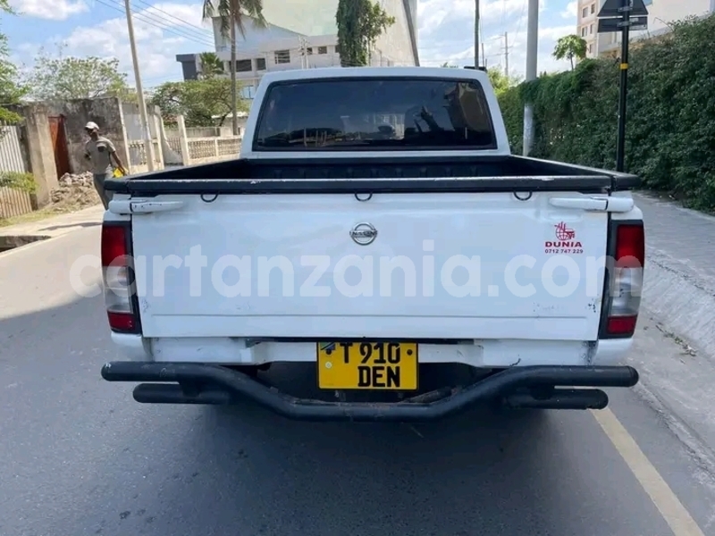 Big with watermark nissan hardbody kigoma buhigwe 30191