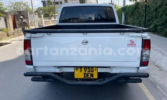 Buy Used Nissan Hardbody White Car in Buhigwe in Kigoma Buy Used Nissan Hardbody White Car in Buhigwe in Kigoma