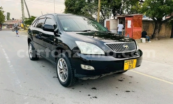 Buy Used Toyota Harrier White Car in Biharamulo in Kagera