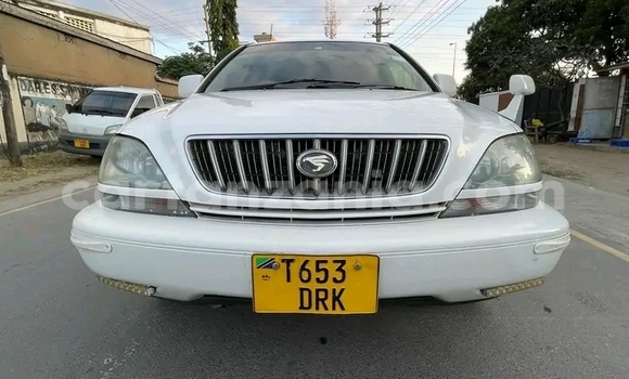 Buy Used Toyota Harrier White Car in dodoma in East africa Buy Used Toyota Harrier White Car in dodoma in East africa