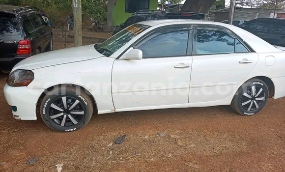 Buy Used Toyota Belta White Car in Bukene in Tabora Buy Used Toyota Belta White Car in Bukene in Tabora