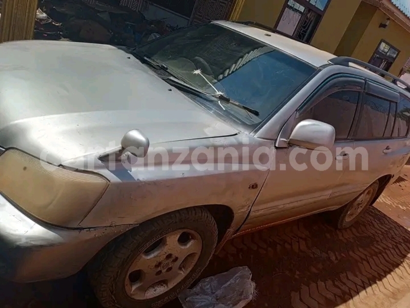 Big with watermark toyota kluger kagera biharamulo 30202