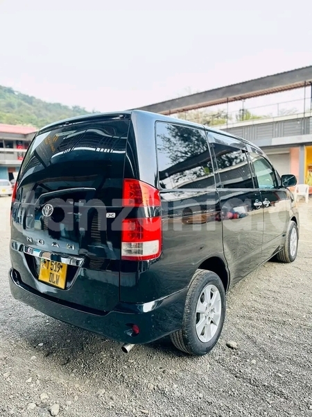 Big with watermark toyota noah arusha arusha 30207