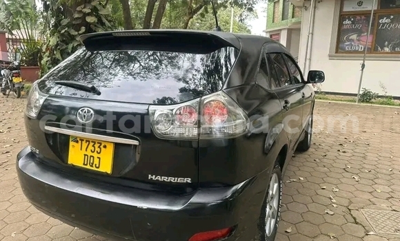 Buy Used Toyota Harrier Black Car in Arusha in Arusha