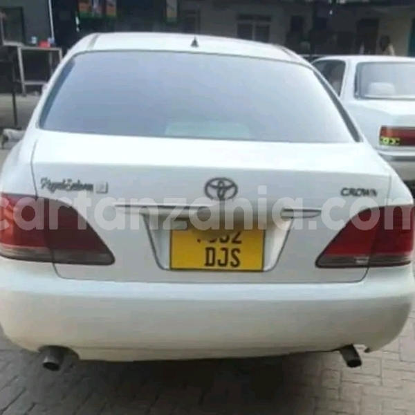 Big with watermark toyota crown geita geita 30212