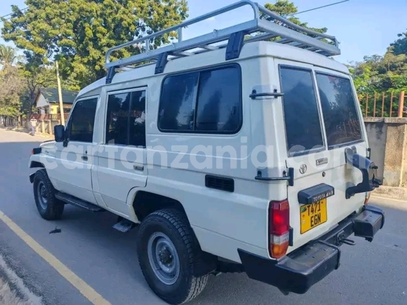 Big with watermark toyota land cruiser arusha arusha 30215
