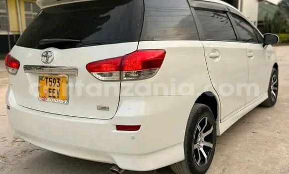 Nunua Ilio tumika Toyota Wish Nyeupe Gari ndani ya Biharamulo nchini Kagera Nunua Ilio tumika Toyota Wish Nyeupe Gari ndani ya Biharamulo nchini Kagera