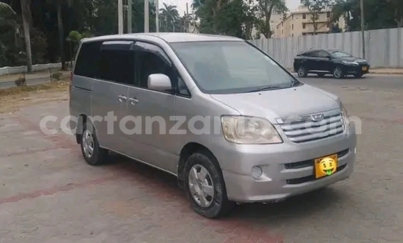 Buy Used Toyota Noah White Car in Biharamulo in Kagera