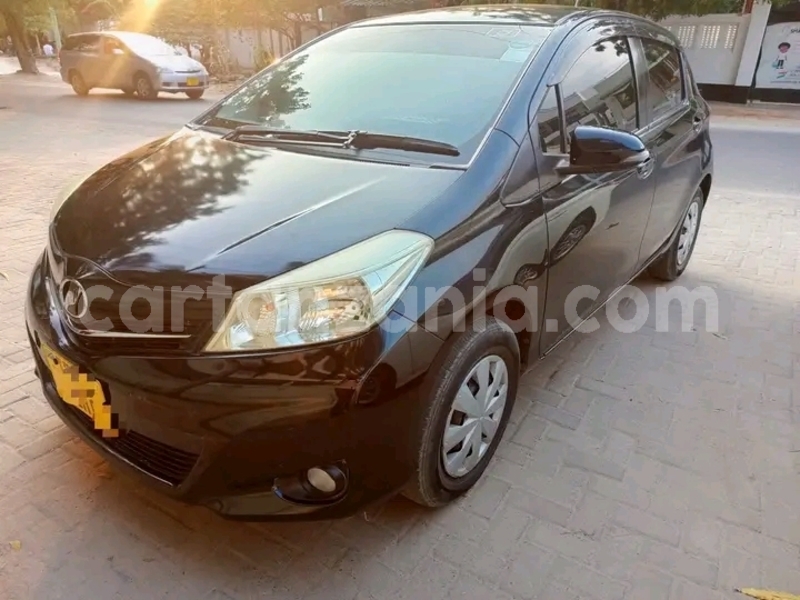 Big with watermark toyota vitz simiyu bariadi 30234