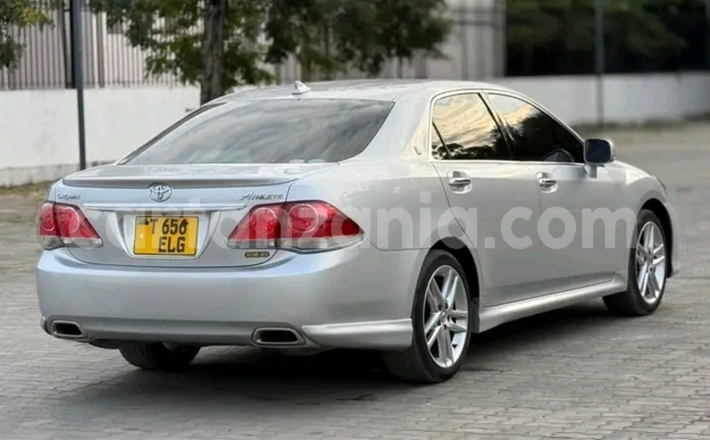 Big with watermark toyota crown kagera biharamulo 30238