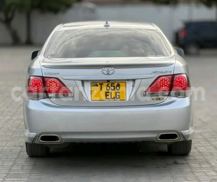 Big with watermark toyota crown kagera biharamulo 30238