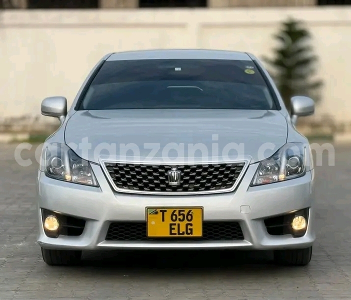 Big with watermark toyota crown kagera biharamulo 30238