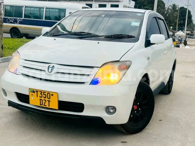 Big with watermark toyota ist kagera biharamulo 30240