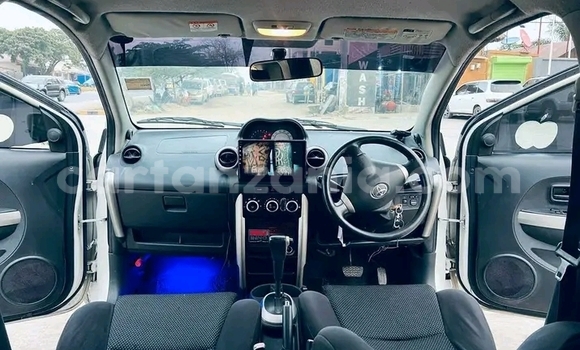 Buy Used Toyota IST White Car in Biharamulo in Kagera Buy Used Toyota IST White Car in Biharamulo in Kagera