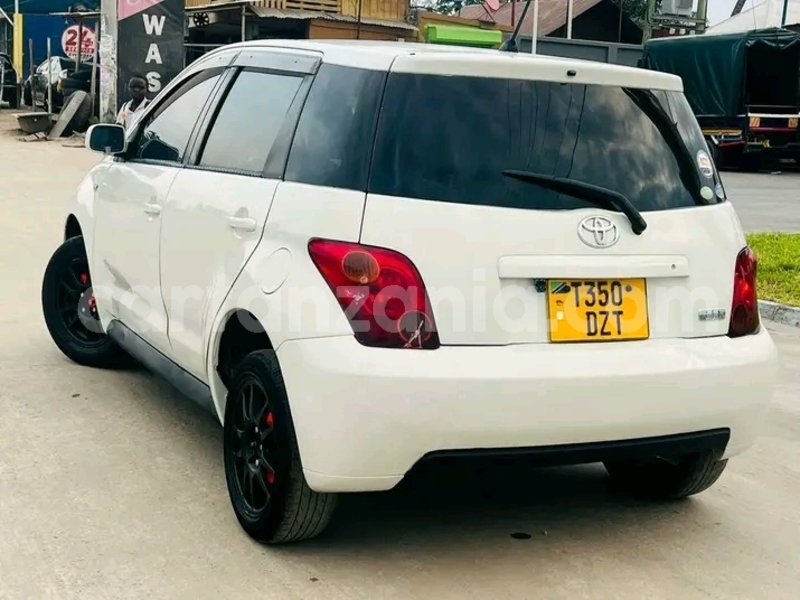 Big with watermark toyota ist kagera biharamulo 30240
