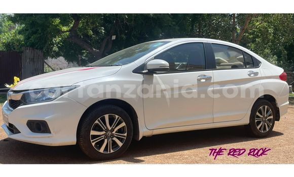 Buy Import Honda City White Car in Dar es Salaam in Dar es Salaam