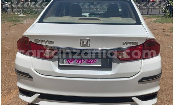 Buy Import Honda City White Car in Dar es Salaam in Dar es Salaam Buy Import Honda City White Car in Dar es Salaam in Dar es Salaam