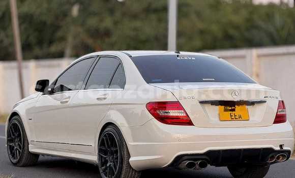 Buy Used Mercedes-Benz C-Classe White Car in Dar es Salaam in Dar es Salaam Buy Used Mercedes-Benz C-Classe White Car in Dar es Salaam in Dar es Salaam