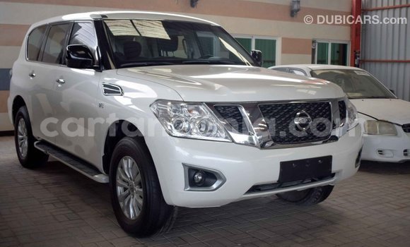 Nunua Imported Nissan Patrol Nyeupe Gari ndani ya Import - Dubai nchini Arusha Nunua Imported Nissan Patrol Nyeupe Gari ndani ya Import - Dubai nchini Arusha