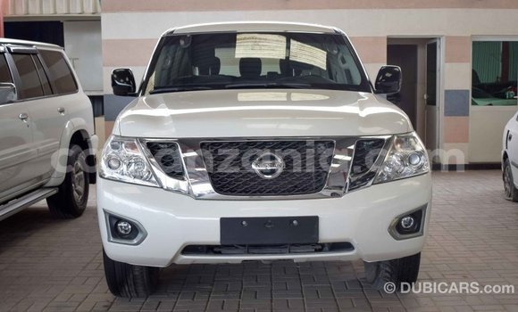 Nunua Imported Nissan Patrol Nyeupe Gari ndani ya Import - Dubai nchini Arusha Nunua Imported Nissan Patrol Nyeupe Gari ndani ya Import - Dubai nchini Arusha