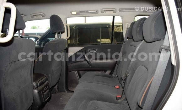 Nunua Imported Nissan Patrol Nyeupe Gari ndani ya Import - Dubai nchini Arusha Nunua Imported Nissan Patrol Nyeupe Gari ndani ya Import - Dubai nchini Arusha