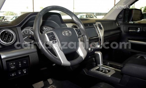 Nunua Imported Toyota Tundra Nyeusi Gari ndani ya Import - Dubai nchini Arusha Nunua Imported Toyota Tundra Nyeusi Gari ndani ya Import - Dubai nchini Arusha