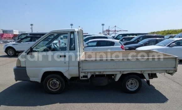 Nunua Imported Toyota LITEACE Nyeupe Lori ndani ya Dar es Salaam nchini Dar es Salaam Nunua Imported Toyota LITEACE Nyeupe Lori ndani ya Dar es Salaam nchini Dar es Salaam