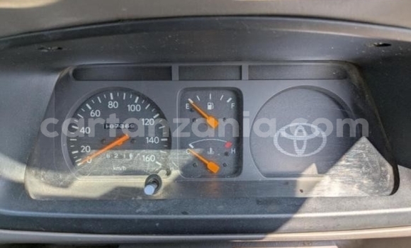 Nunua Imported Toyota LITEACE Nyeupe Lori ndani ya Dar es Salaam nchini Dar es Salaam Nunua Imported Toyota LITEACE Nyeupe Lori ndani ya Dar es Salaam nchini Dar es Salaam