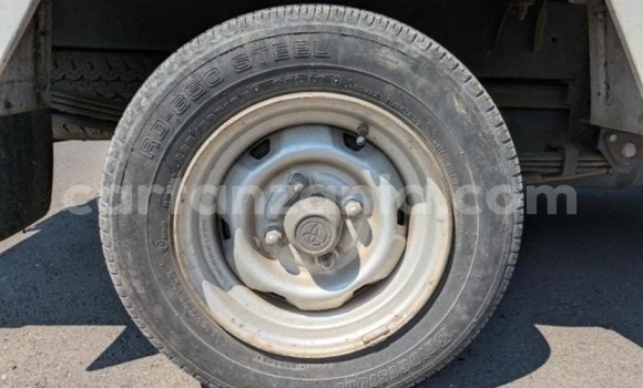 Nunua Imported Toyota LITEACE Nyeupe Lori ndani ya Dar es Salaam nchini Dar es Salaam Nunua Imported Toyota LITEACE Nyeupe Lori ndani ya Dar es Salaam nchini Dar es Salaam