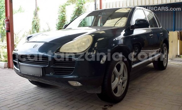 Nunua Imported Porsche Cayenne Kijani Gari ndani ya Import - Dubai nchini Arusha Nunua Imported Porsche Cayenne Kijani Gari ndani ya Import - Dubai nchini Arusha