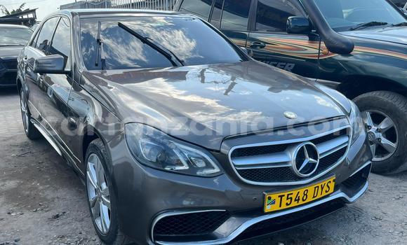Buy Used Mercedes-Benz E-Classe Other Car in Dar es Salaam in Dar es Salaam Buy Used Mercedes-Benz E-Classe Other Car in Dar es Salaam in Dar es Salaam